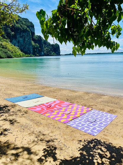 PERSONALISED Beach Towel - Quick Dry, Compact & Sand Free - Large (160 x 80cm)